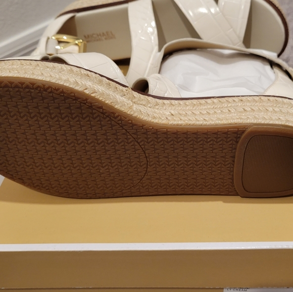 Wedges - Picture 3 of 5